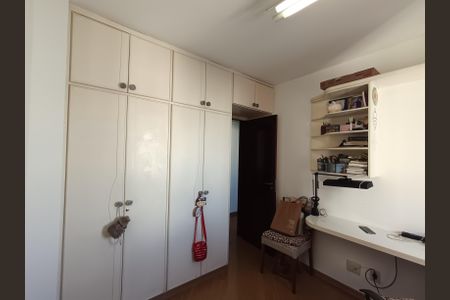 Apartamento à venda com 87m², 3 quartos e 2 vagasQuarto 3
