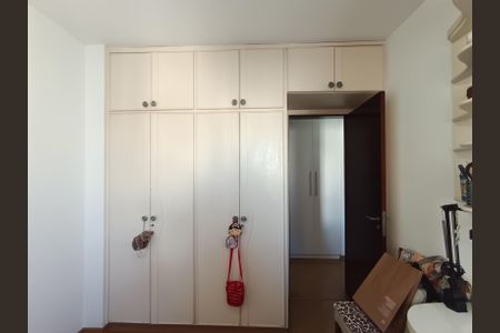 Apartamento à venda com 87m², 3 quartos e 2 vagasQuarto 3