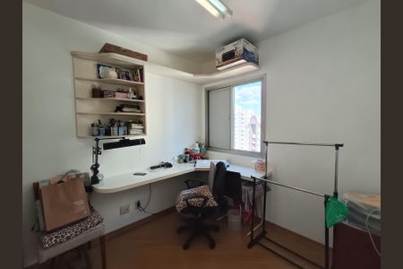 Apartamento à venda com 87m², 3 quartos e 2 vagasQuarto 3