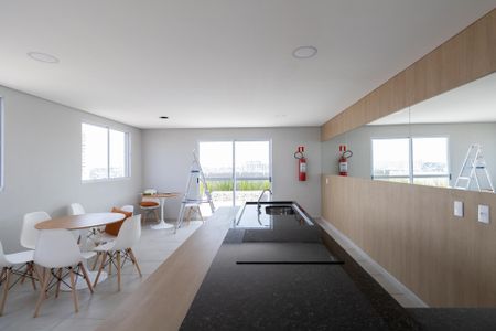 Apartamento para alugar com 27m², 1 quarto e sem vaga Apartamento para alugar com 27m², 1 quarto e sem vagaÁrea Comum - Salão de Festas