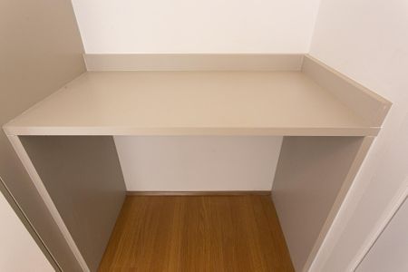 Apartamento à venda com 39m², 2 quartos e sem vaga Apartamento à venda com 39m², 2 quartos e sem vagaQuarto 2 - Mesa e Cadeiras