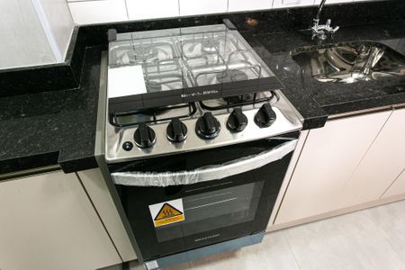 Apartamento à venda com 39m², 2 quartos e sem vaga Apartamento à venda com 39m², 2 quartos e sem vagaCozinha - Fogão