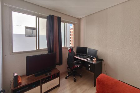 Sala de apartamento à venda com 1 quarto, 42m² em Cambuí, Campinas