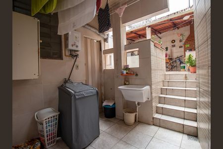 Casa para alugar com 177m², 3 quartos e sem vagaÁrea de Serviço