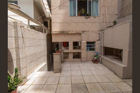 Casa para alugar com 177m², 3 quartos e sem vagaQuintal Fundo