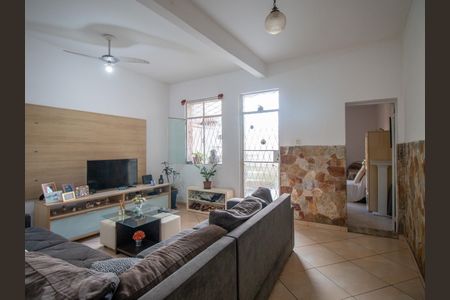 Casa para alugar com 177m², 3 quartos e sem vagaSala