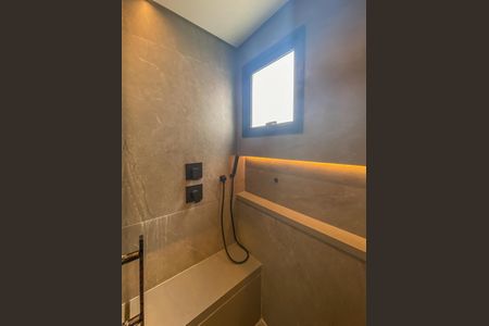 Apartamento à venda com 153m², 3 quartos e 3 vagasBanheiro da Suíte 1