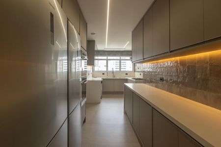 Apartamento à venda com 153m², 3 quartos e 3 vagasCozinha