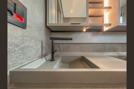 Apartamento à venda com 153m², 3 quartos e 3 vagasBanheiro da Suíte 1