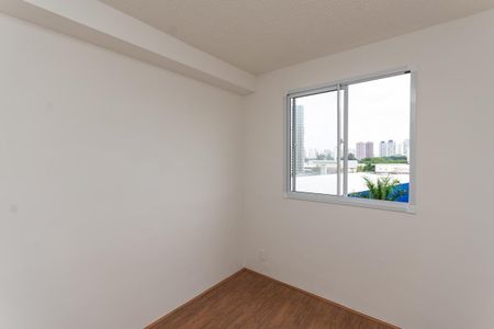 Quarto 2 de apartamento para alugar com 2 quartos, 35m² em Parque Industrial Tomas Edson, São Paulo