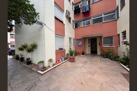 Apartamento à venda com 74m², 2 quartos e 1 vaga