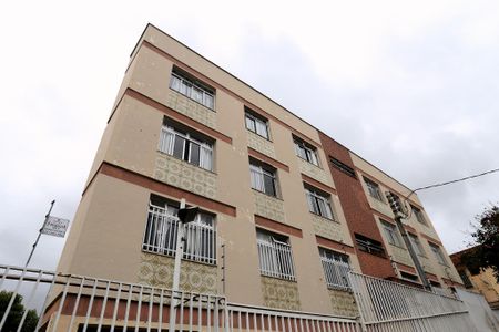 Apartamento à venda com 83m², 2 quartos e 1 vaga Apartamento à venda com 83m², 2 quartos e 1 vagaFachada