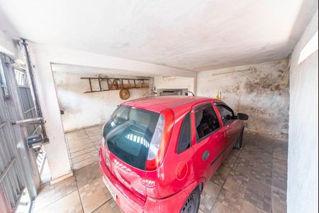 Casa à venda com 220m², 3 quartos e 3 vagas Casa à venda com 220m², 3 quartos e 3 vagasGaragem