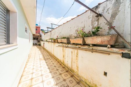 Casa à venda com 220m², 3 quartos e 3 vagas Casa à venda com 220m², 3 quartos e 3 vagasCorredor Externo