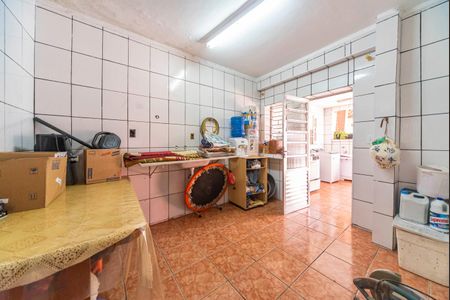 Casa à venda com 220m², 3 quartos e 3 vagas Casa à venda com 220m², 3 quartos e 3 vagasCozinha da Edícula