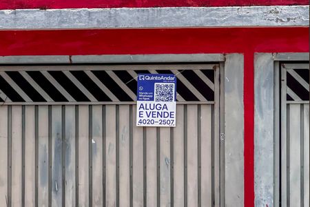 Casa à venda com 220m², 3 quartos e 3 vagas Casa à venda com 220m², 3 quartos e 3 vagasPlaca Instalada na Fachada