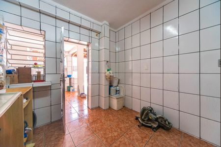 Casa à venda com 220m², 3 quartos e 3 vagas Casa à venda com 220m², 3 quartos e 3 vagasCozinha da Edícula