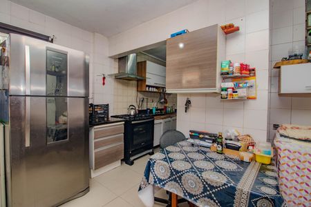 Casa de condomínio à venda com 97m², 2 quartos e 2 vagas Casa de condomínio à venda com 97m², 2 quartos e 2 vagasCozinha e Área de Serviço