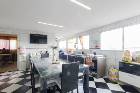 Casa para alugar com 250m², 2 quartos e 1 vaga Casa para alugar com 250m², 2 quartos e 1 vagaCozinha