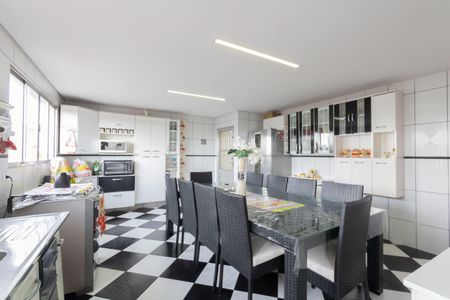 Casa para alugar com 250m², 2 quartos e 1 vaga Casa para alugar com 250m², 2 quartos e 1 vagaCozinha