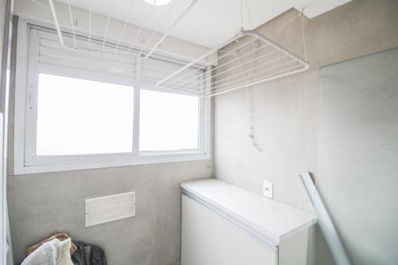 Apartamento à venda com 71m², 3 quartos e 1 vaga Apartamento à venda com 71m², 3 quartos e 1 vagaÁrea de Serviço