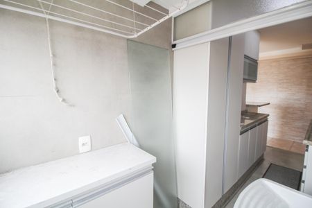 Apartamento à venda com 71m², 3 quartos e 1 vaga Apartamento à venda com 71m², 3 quartos e 1 vagaÁrea de Serviço