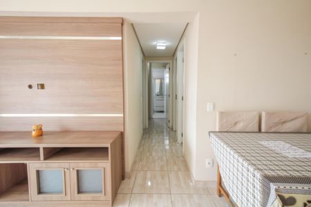 Apartamento à venda com 71m², 3 quartos e 1 vaga Apartamento à venda com 71m², 3 quartos e 1 vagaSala