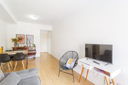 Apartamento para alugar com 77m², 3 quartos e 1 vagaSala