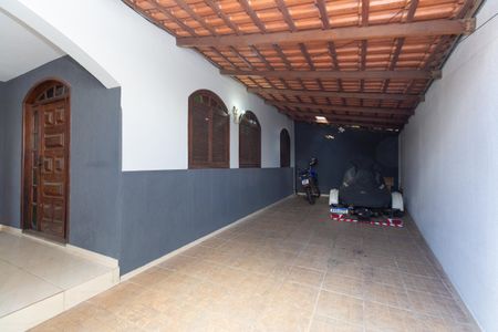 Casa para alugar com 377m², 3 quartos e 6 vagas