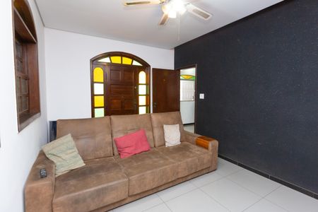 Casa para alugar com 377m², 3 quartos e 6 vagas