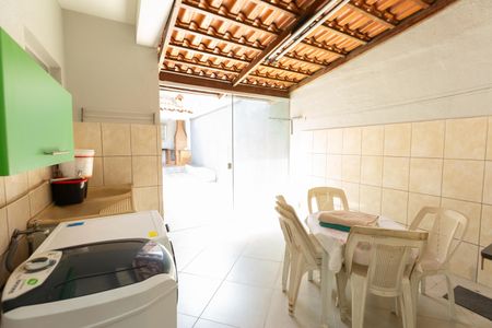 Casa para alugar com 377m², 3 quartos e 6 vagas