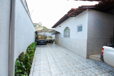 Casa para alugar com 377m², 3 quartos e 6 vagas