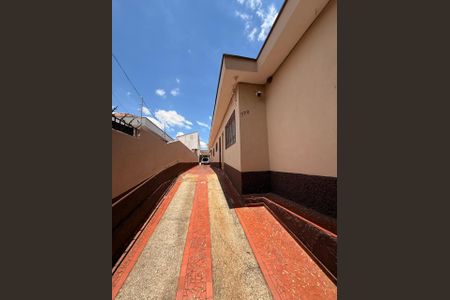 Casa à venda com 123m², 3 quartos e 8 vagas Casa à venda com 123m², 3 quartos e 8 vagasFoto 10