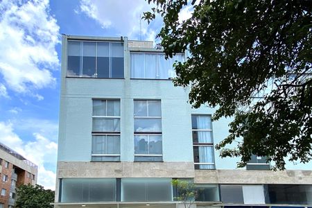 Apartamento para alugar com 50m², 1 quarto e 2 vagas Apartamento para alugar com 50m², 1 quarto e 2 vagasFachada