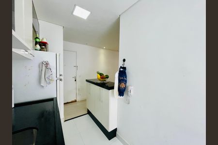 Apartamento à venda com 54m², 2 quartos e 1 vagaCozinha
