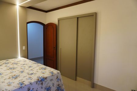 Casa para alugar com 330m², 3 quartos e 2 vagasSuíte 1