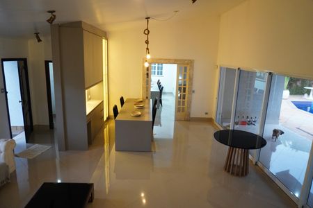 Casa para alugar com 330m², 3 quartos e 2 vagasSala 1