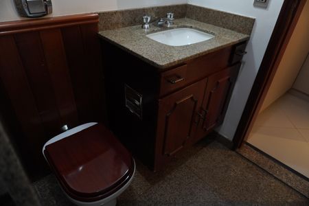 Casa para alugar com 330m², 3 quartos e 2 vagasBanheiro da Suíte 2