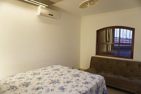 Casa para alugar com 330m², 3 quartos e 2 vagasSuíte 3