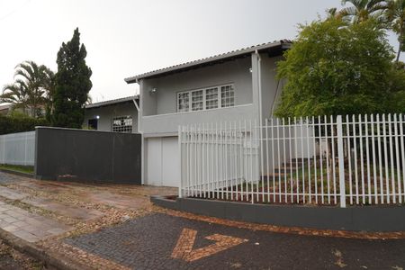 Casa para alugar com 330m², 3 quartos e 2 vagasFachada