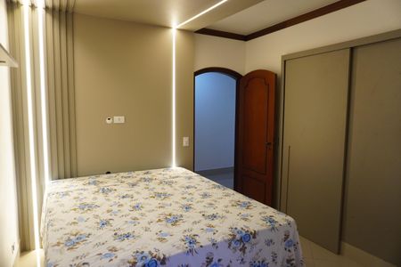 Casa para alugar com 330m², 3 quartos e 2 vagasSuíte 1