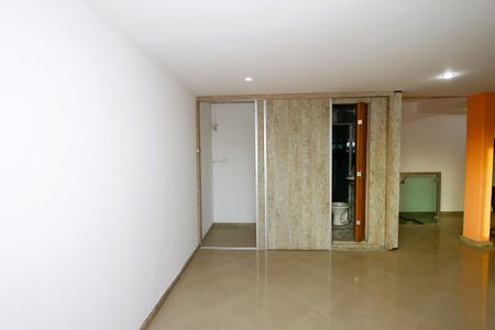 Sala de casa para alugar com 3 quartos, 190m² em Vila Oeste, Belo Horizonte