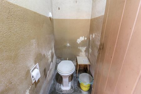 Casa à venda com 373m², 8 quartos e 4 vagasBanheiro de Serviço