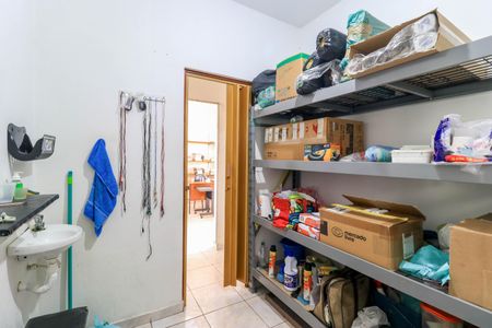 Casa à venda com 373m², 8 quartos e 4 vagas Casa 1 - Despensa