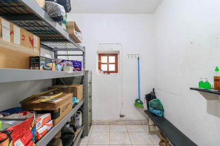 Casa à venda com 373m², 8 quartos e 4 vagas Casa 1 - Despensa