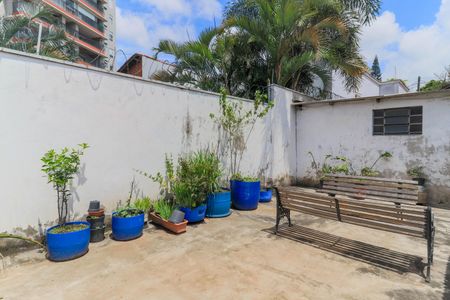 Casa à venda com 373m², 8 quartos e 4 vagasQuintal