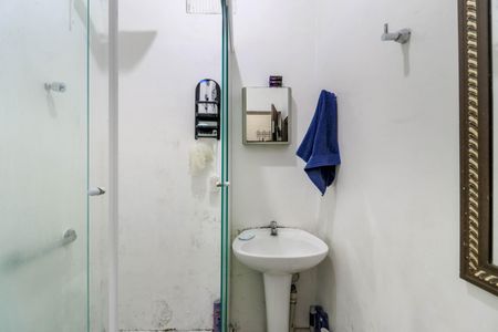 Casa à venda com 373m², 8 quartos e 4 vagas Casa 3 - Banheiro