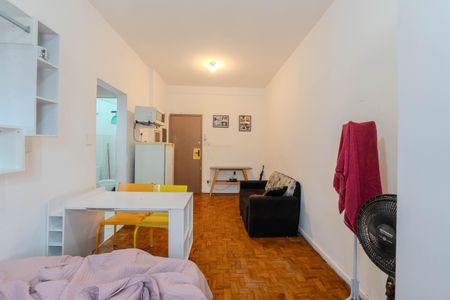 Studio para alugar com 35m², 1 quarto e sem vaga Studio para alugar com 35m², 1 quarto e sem vagaKitnet