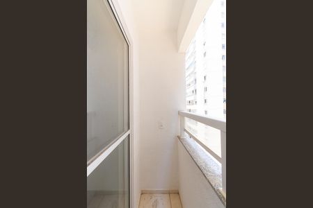 Varanda da Sala de apartamento para alugar com 2 quartos, 45m² em Cidade São Mateus, São Paulo