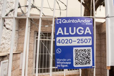 Casa para alugar com 60m², 2 quartos e 1 vaga Casa para alugar com 60m², 2 quartos e 1 vagaPLAQUINHA